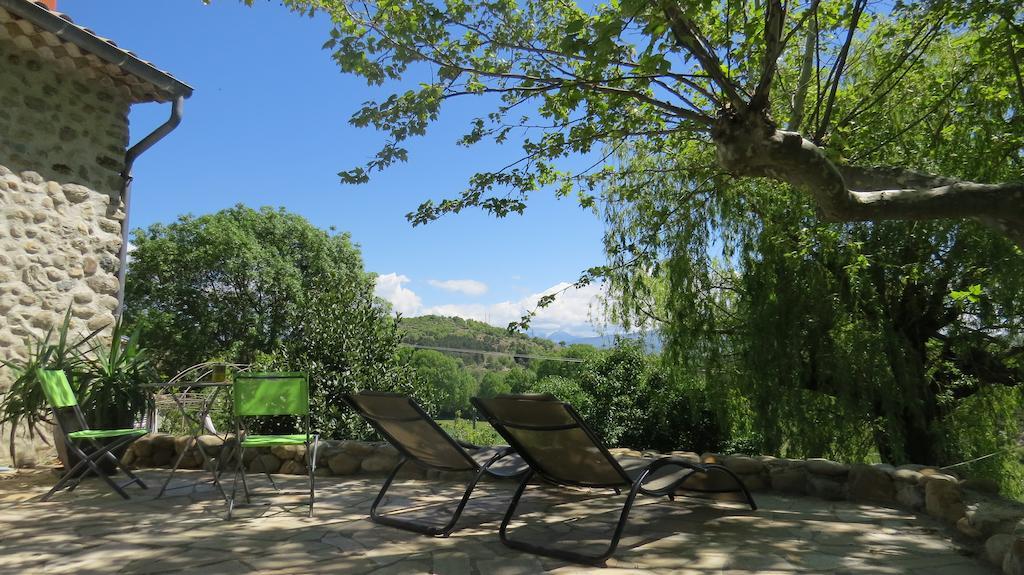 Les Gites D'Eliane Laragne Esterno foto